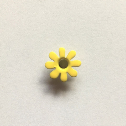 Yellow Daisy Eyelet